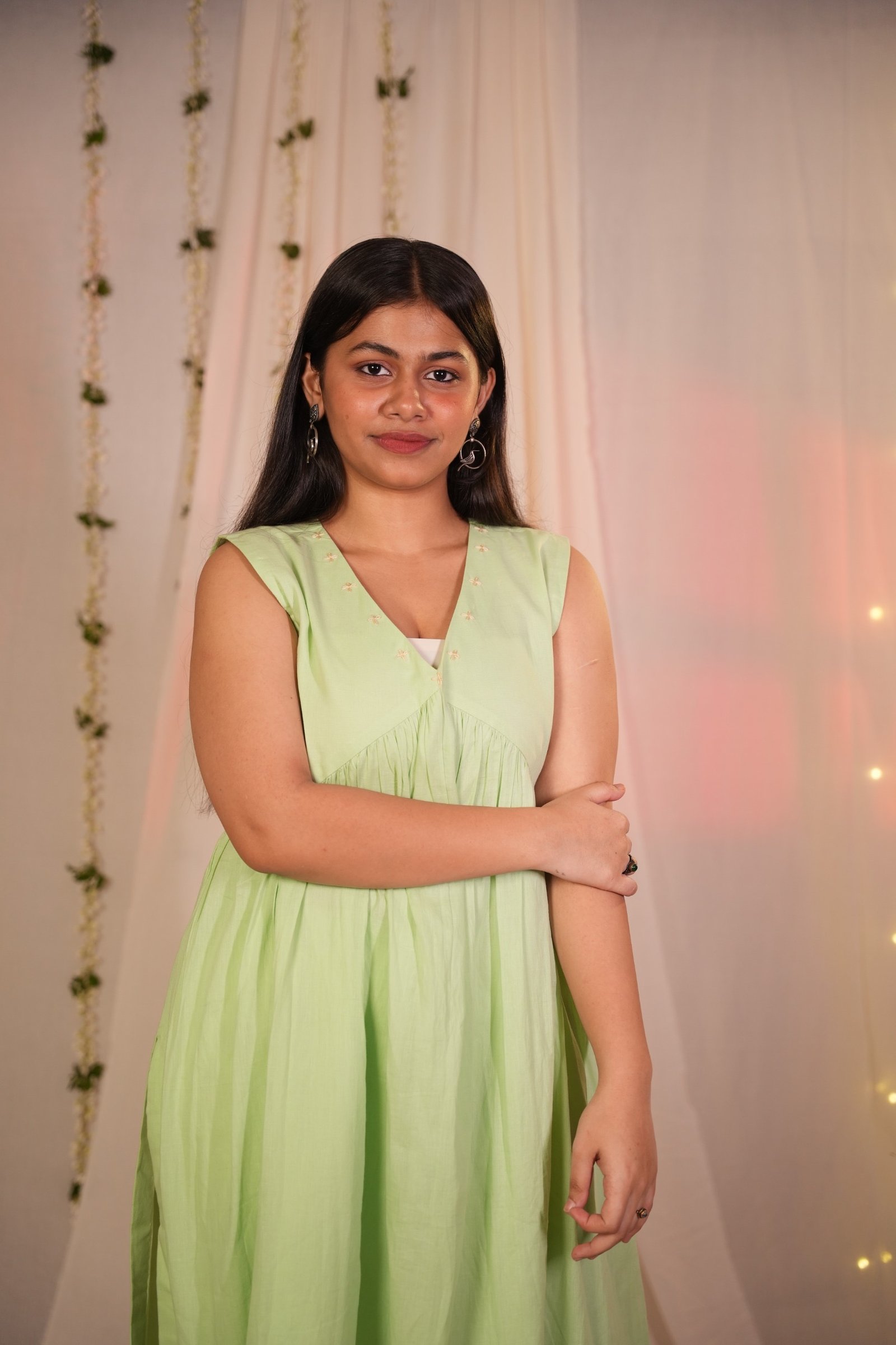 Mogra Light Green Kurta - Pant Set - Image 3